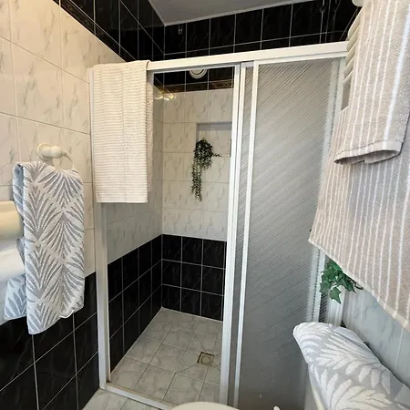 Z Ogrodkiem Blisko Plazy Brzezno Tatil Evi *